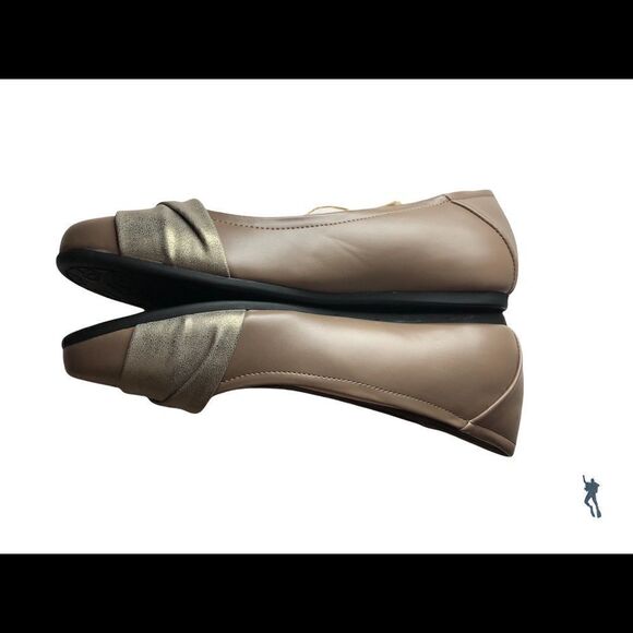 NWT and box. Mia Amore “Corra” flat. size 9 - Picture 4 of 6